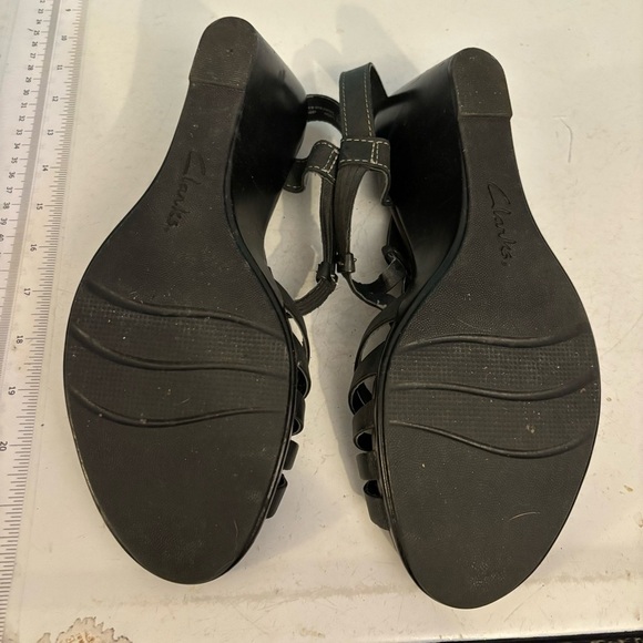 Clark’s bendables women’s black wedge heel sandals in size 10 - Picture 11 of 11
